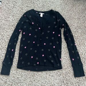 Victoria’s secret sleeping top in size XS